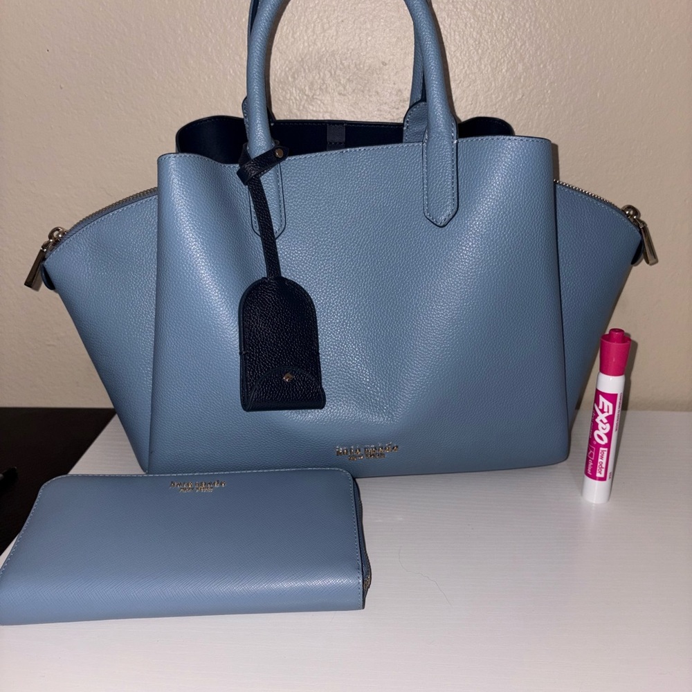 Kate Spade Avenue Satchel with matching wallet